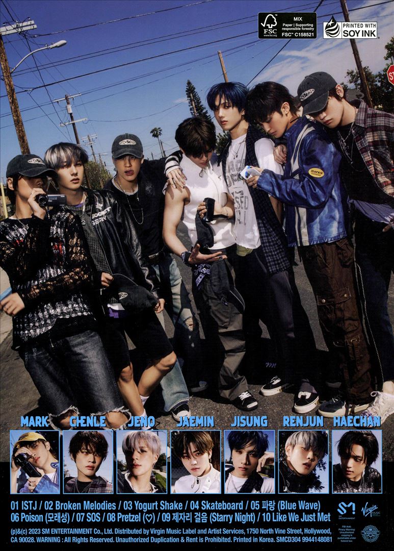 The 3rd Album 'ISTJ' [Photobook Ver.] cover art