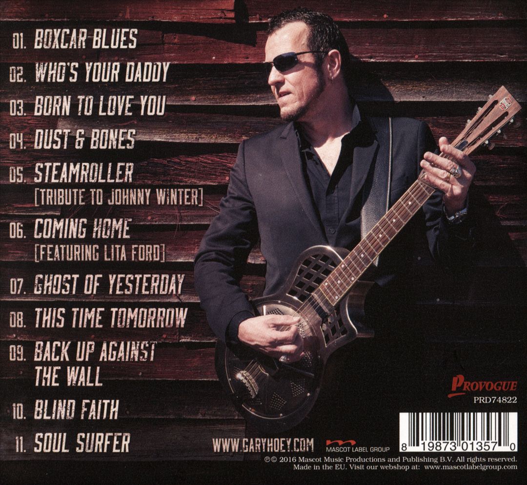 Dust & Bones cover art