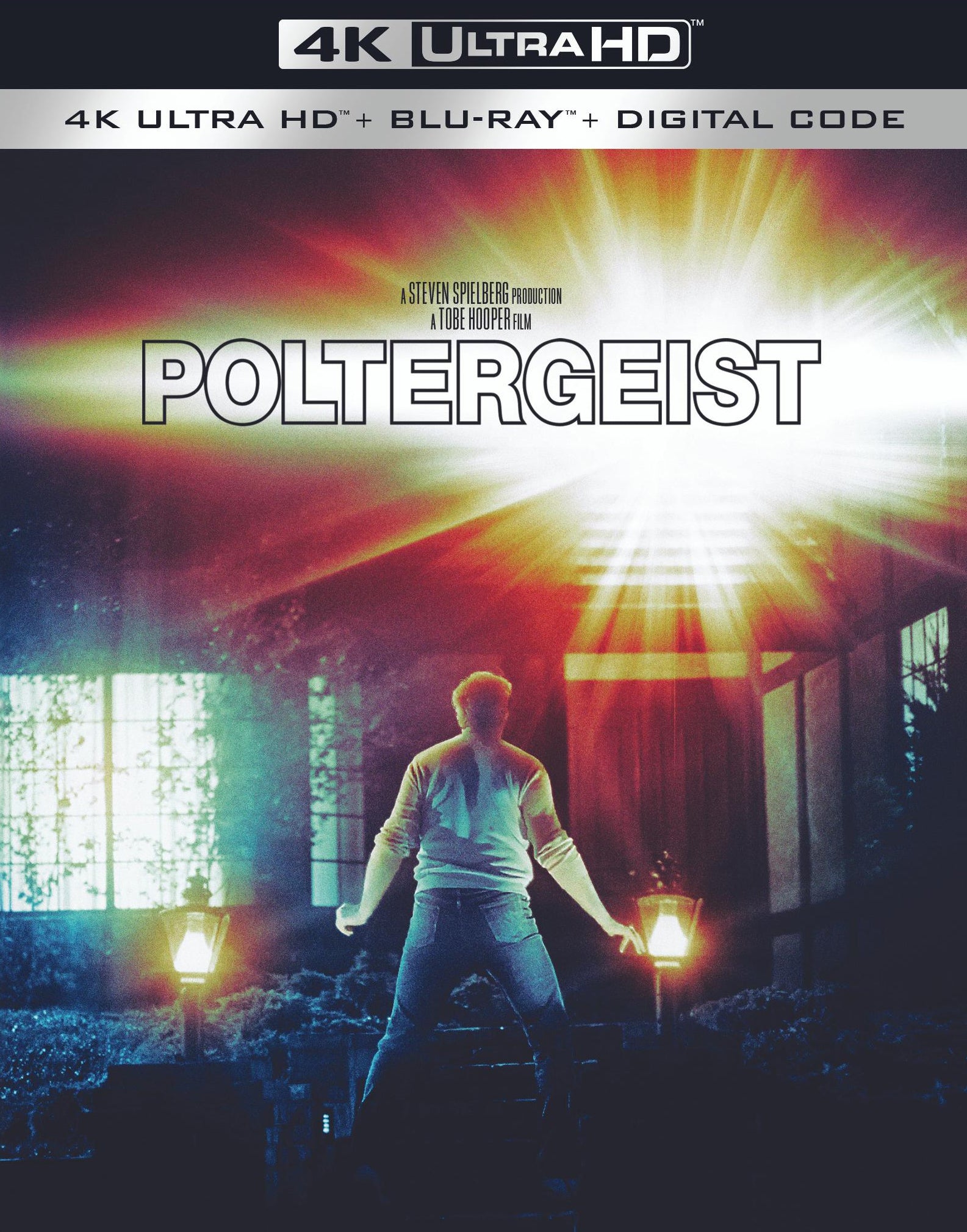 Poltergeist [Includes Digital Copy] [4K Ultra HD Blu-ray/Blu-ray] cover art