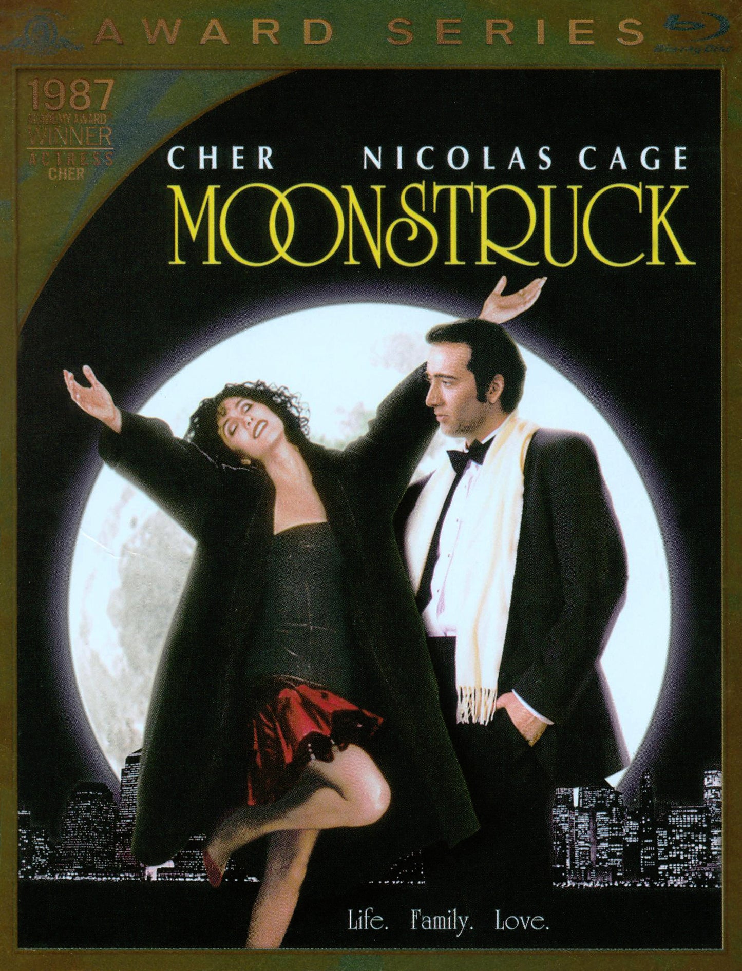 Moonstruck [Blu-ray] cover art